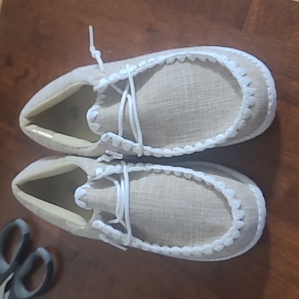 Whipstitch Sneaker 7 - Picture 5 of 6